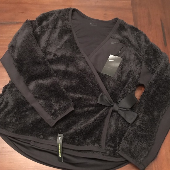 nike wrap jacket
